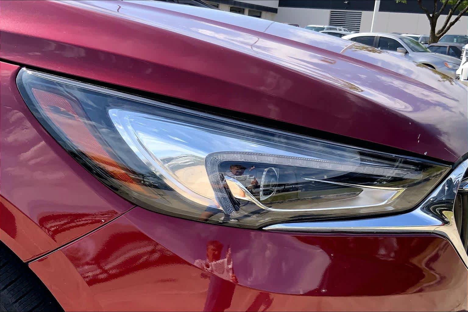 Used 2020 Buick Enclave Essence w/ LPO, Touring Package FWD image 27