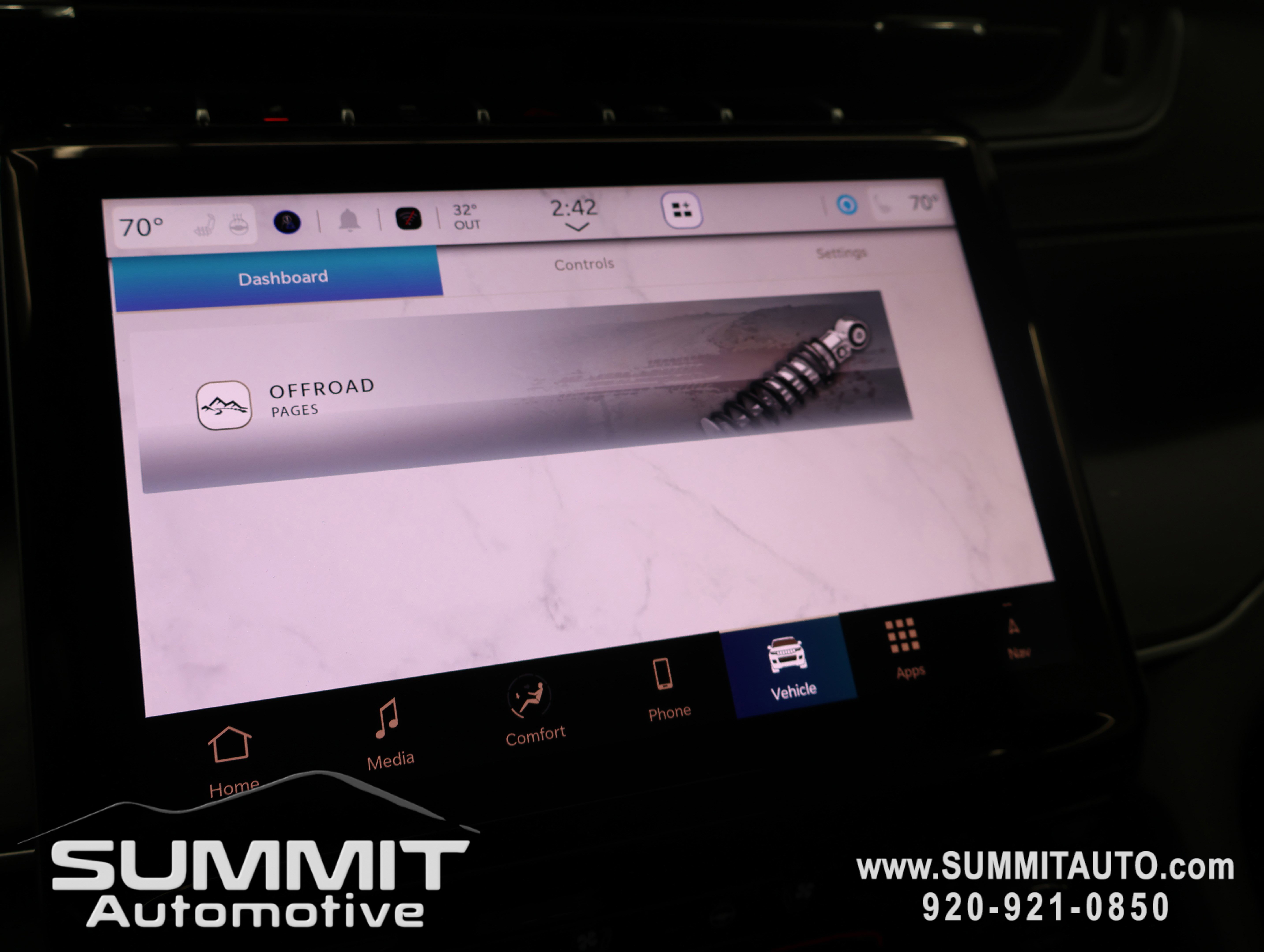 New 2025 Jeep Grand Cherokee Limited w/ Luxury Tech Group II AWD/4WD image 59