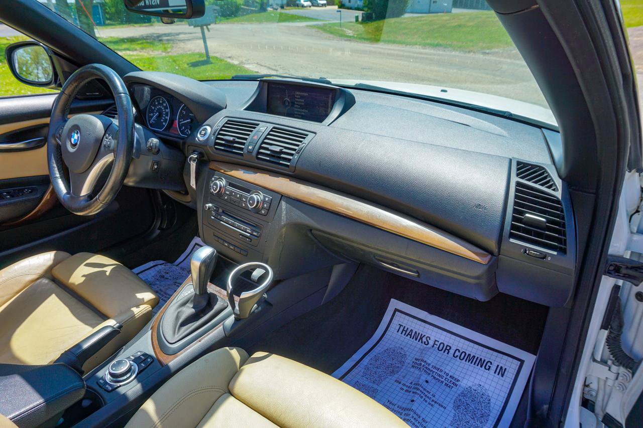 Used 2012 BMW 128i Convertible RWD image 33