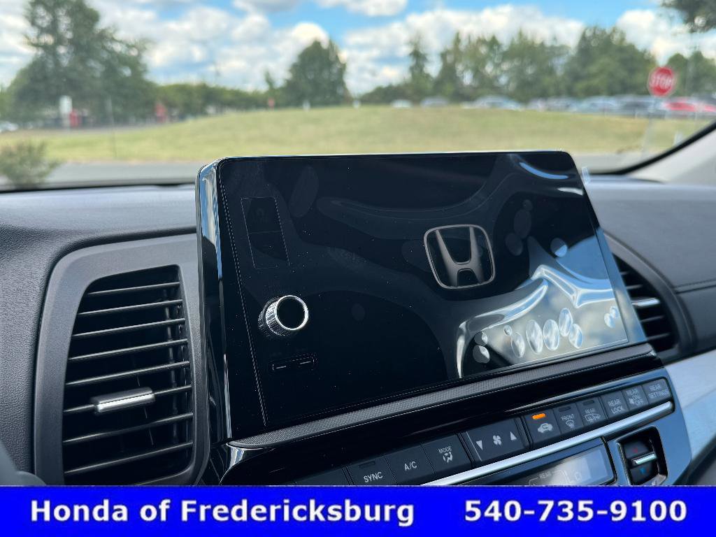 Certified 2026 Honda Odyssey EX-L image 23