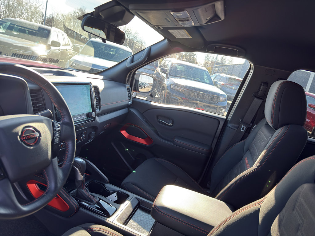 Certified 2022 Nissan Frontier PRO-4X w/ Technology Package image 26
