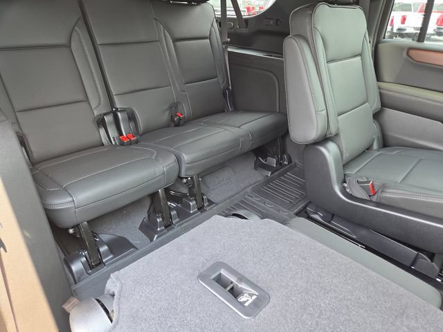 New 2026 GMC Yukon XL Denali w/ Sun & Power Step Package AWD/4WD image 24