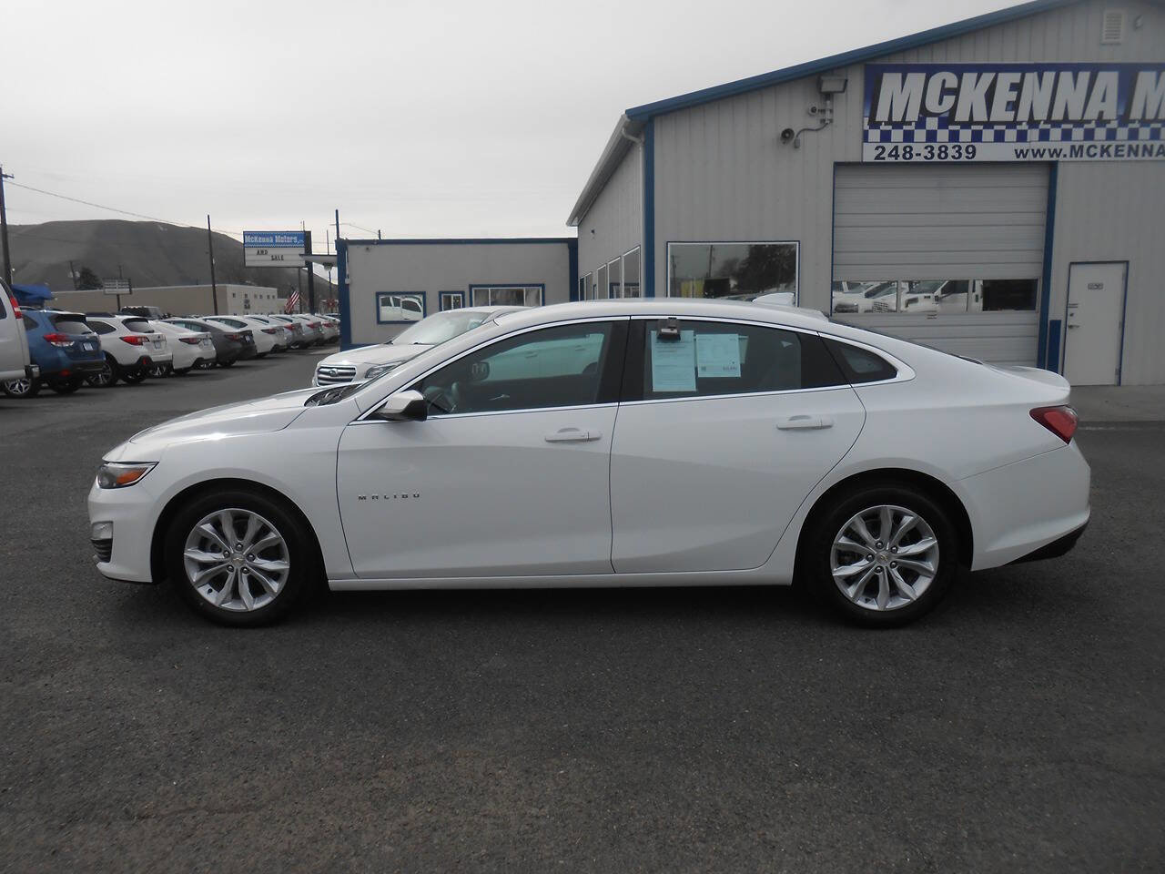 Used 2022 Chevrolet Malibu LT FWD image 6
