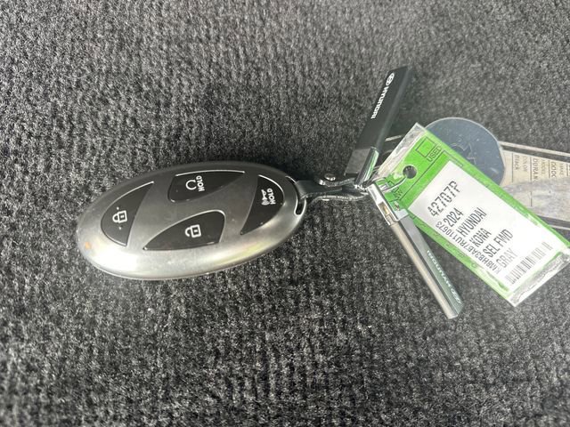 Used 2024 Hyundai Kona SEL FWD image 28