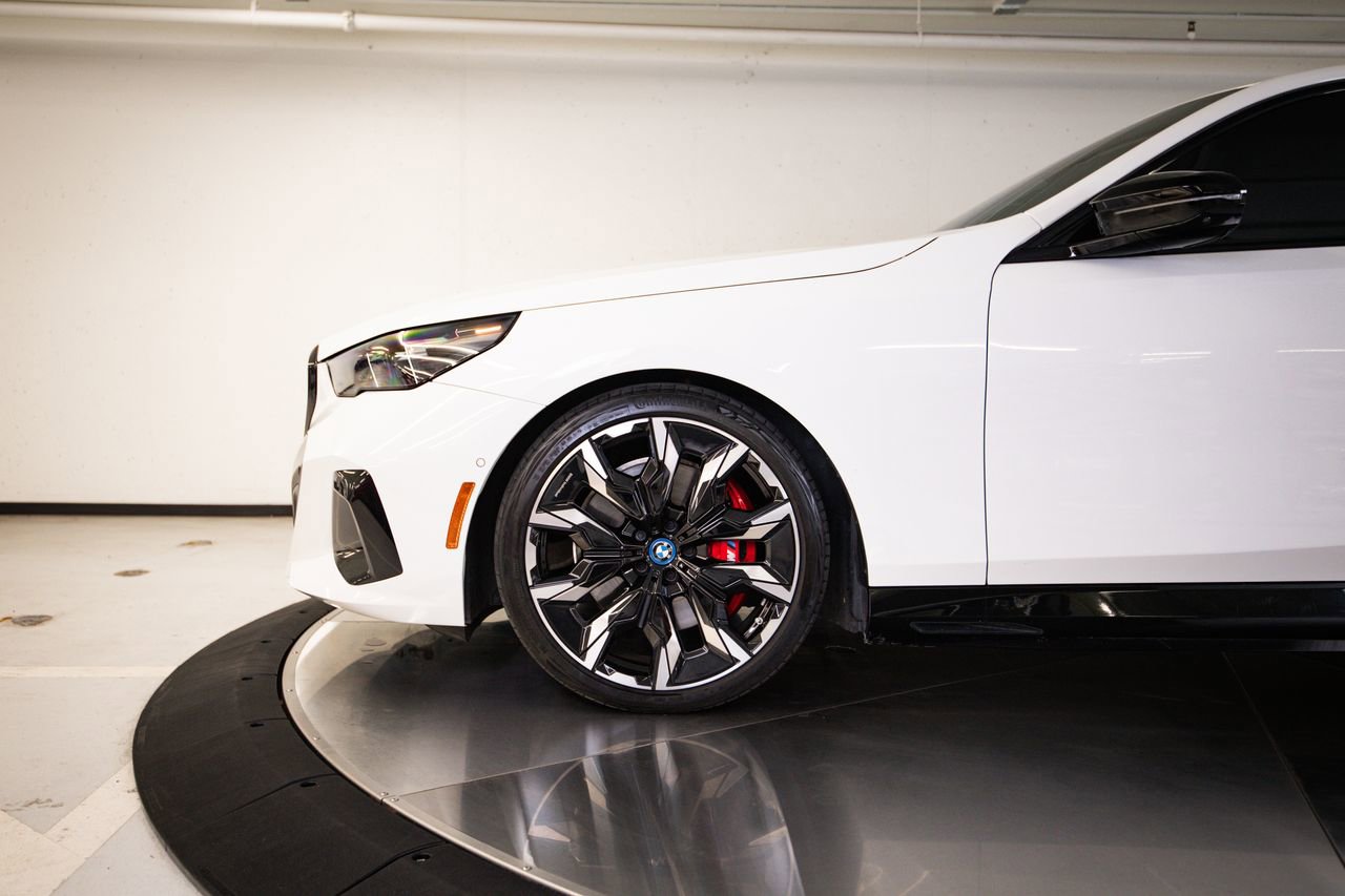 Used 2024 BMW i5 M60 w/ Premium Package AWD/4WD image 11