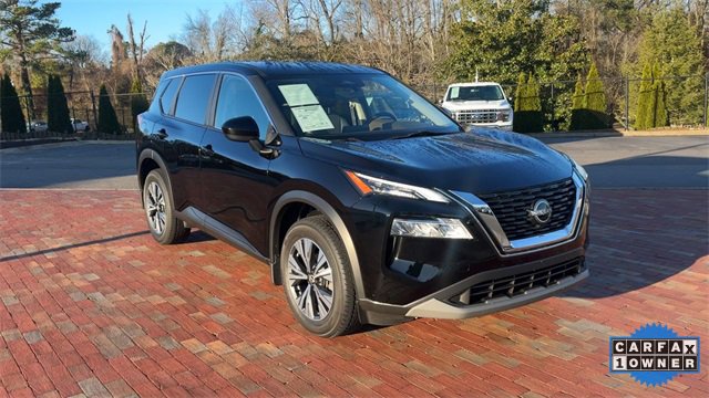 Used 2023 Nissan Rogue SV image 5