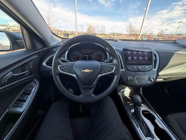 Used 2022 Chevrolet Malibu LT image 13