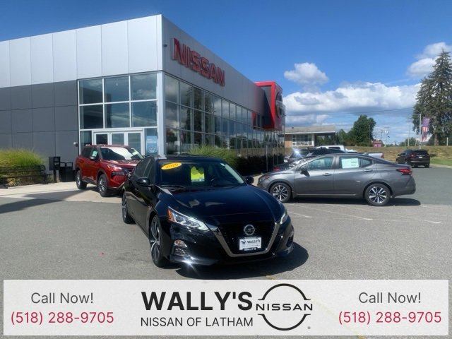 Used 2020 Nissan Altima 2.5 SR w/ Premium Package
