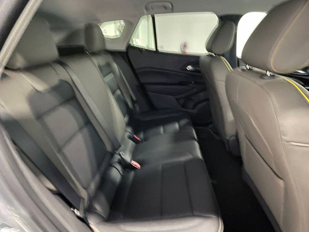 Used 2025 Chevrolet Trax ACTIV image 22