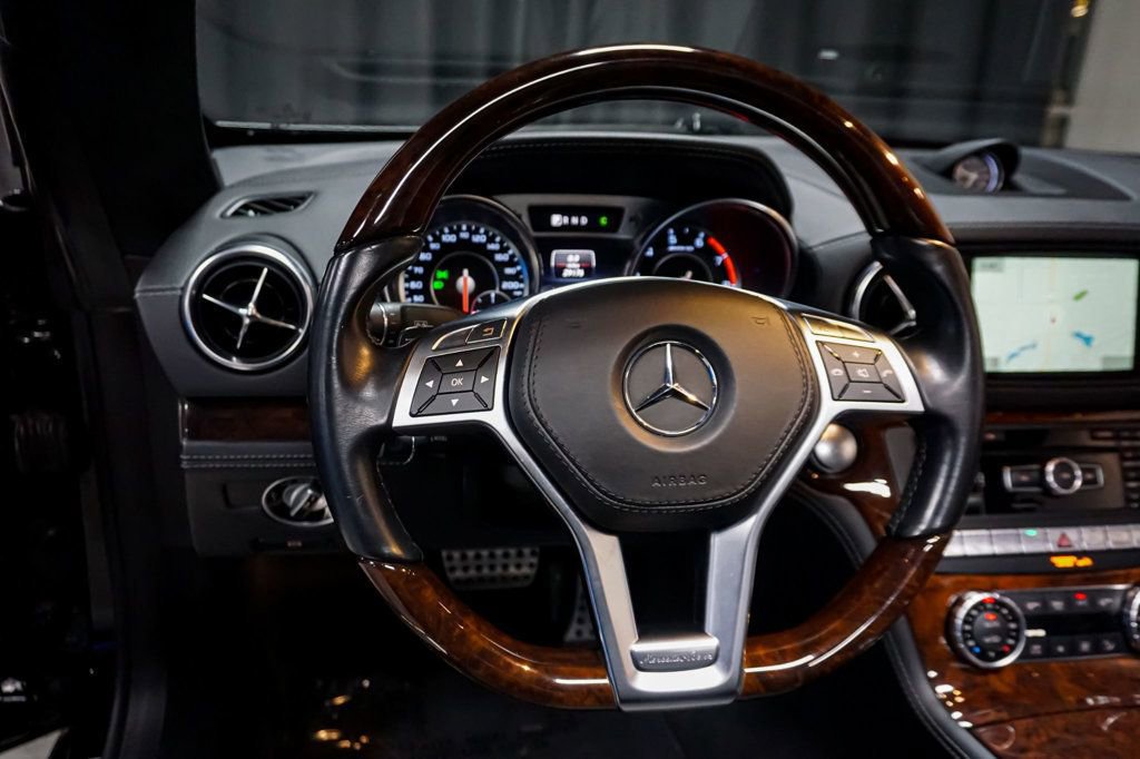 Used 2014 Mercedes-Benz SL 63 AMG image 14