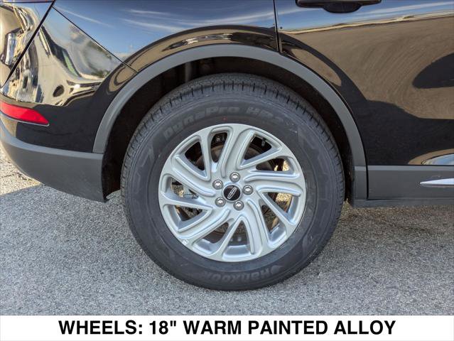 Used 2022 Lincoln Corsair Standard image 9