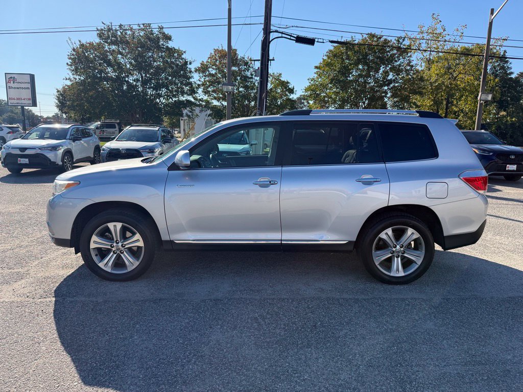 Used 2013 Toyota Highlander Limited AWD/4WD image 9