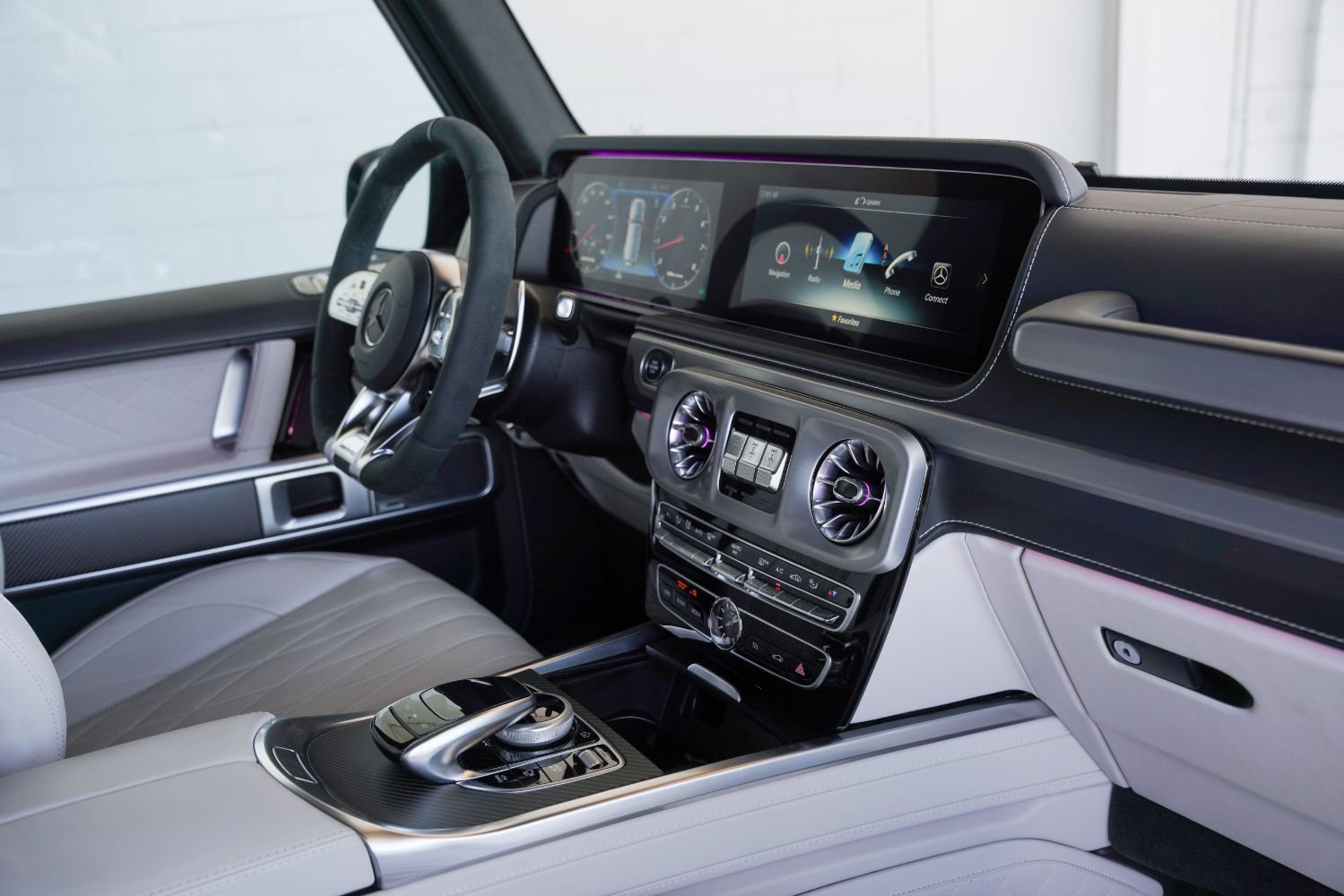 Used 2022 Mercedes-Benz G 63 AMG Squared image 33