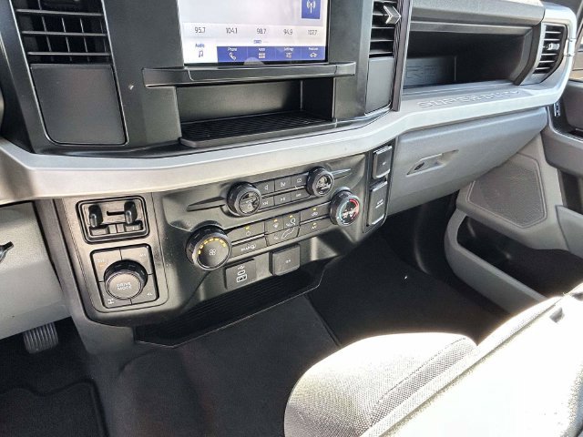 Used 2024 Ford F250 XL w/ STX Appearance Package AWD/4WD image 27