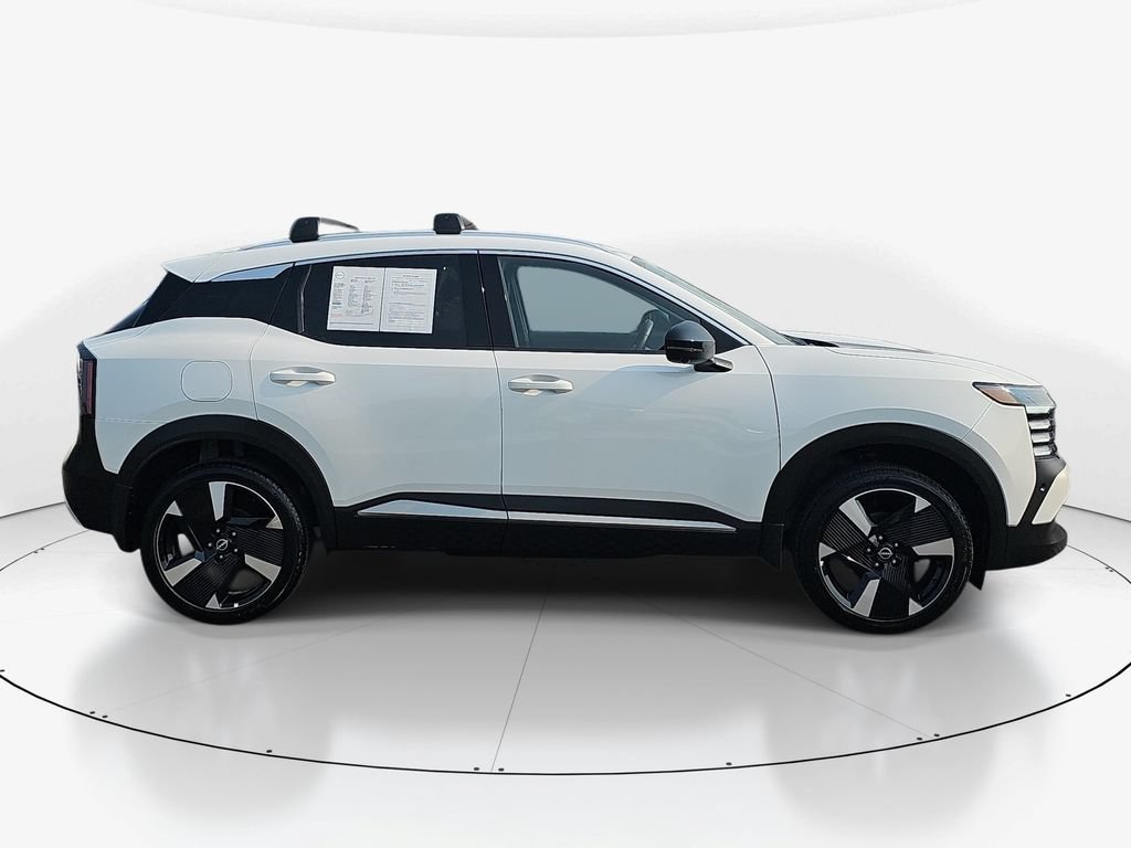 Used 2026 Nissan Kicks SR FWD image 5