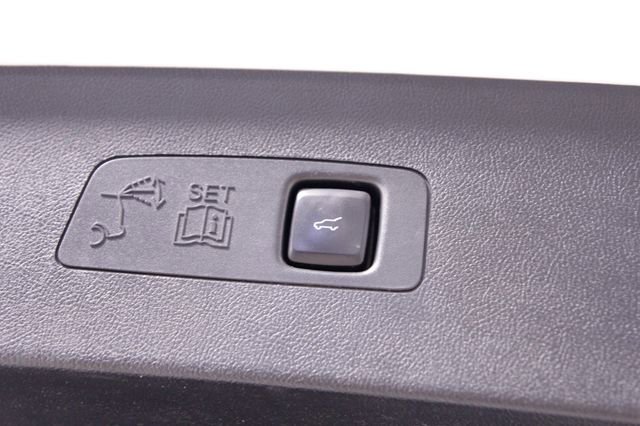 Used 2020 Lincoln Corsair Standard w/ Premium Package image 21