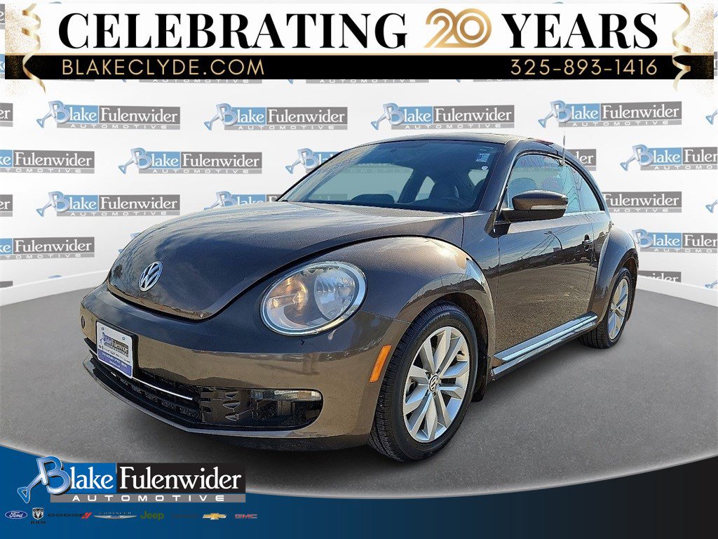 Used 2013 Volkswagen Beetle TDI image 1