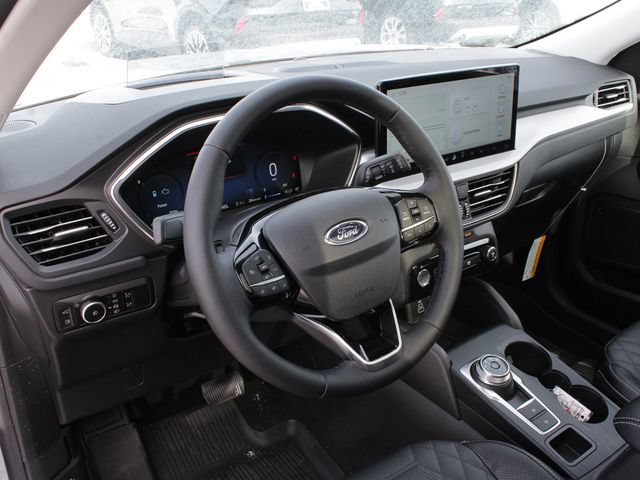 New 2024 Ford Escape SE w/ PHEV Premium Package FWD image 15