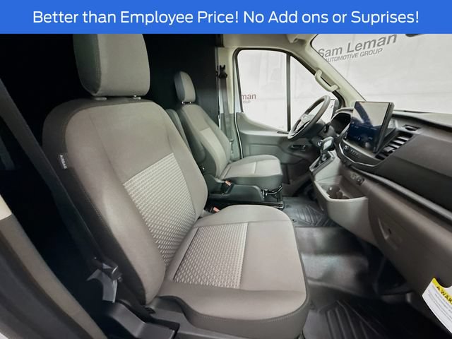 New 2026 Ford Transit 250 148 Medium Roof w/ Load Area Protection Package RWD image 24