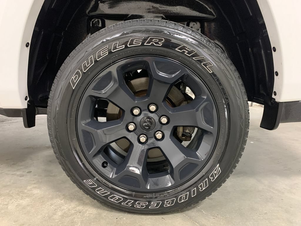 Used 2025 RAM 1500 Big Horn AWD/4WD image 5