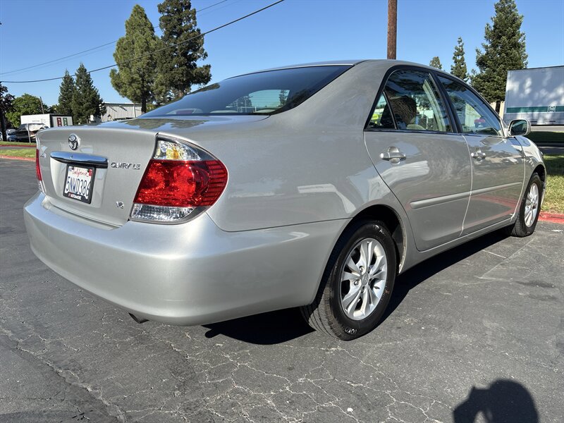 Used 2005 Toyota Camry LE image 13