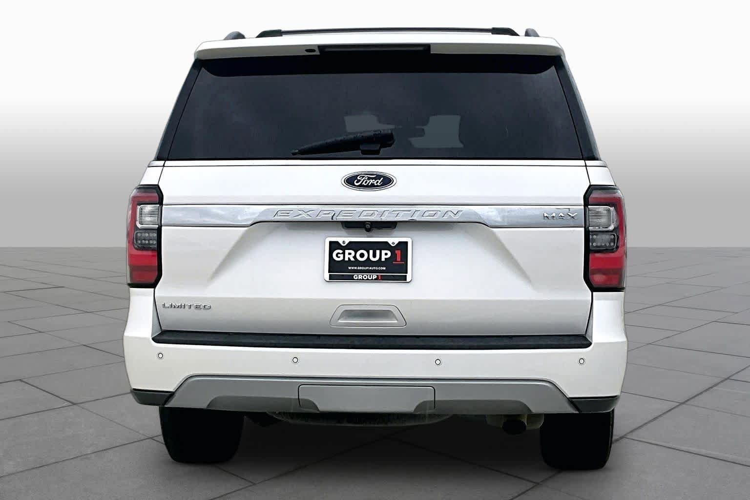 Used 2019 Ford Expedition Max Limited w/ Equipment Group 301A RWD image 5