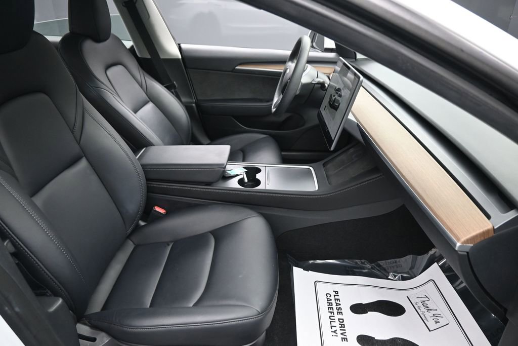 Used 2023 Tesla Model 3 Standard Range RWD image 32