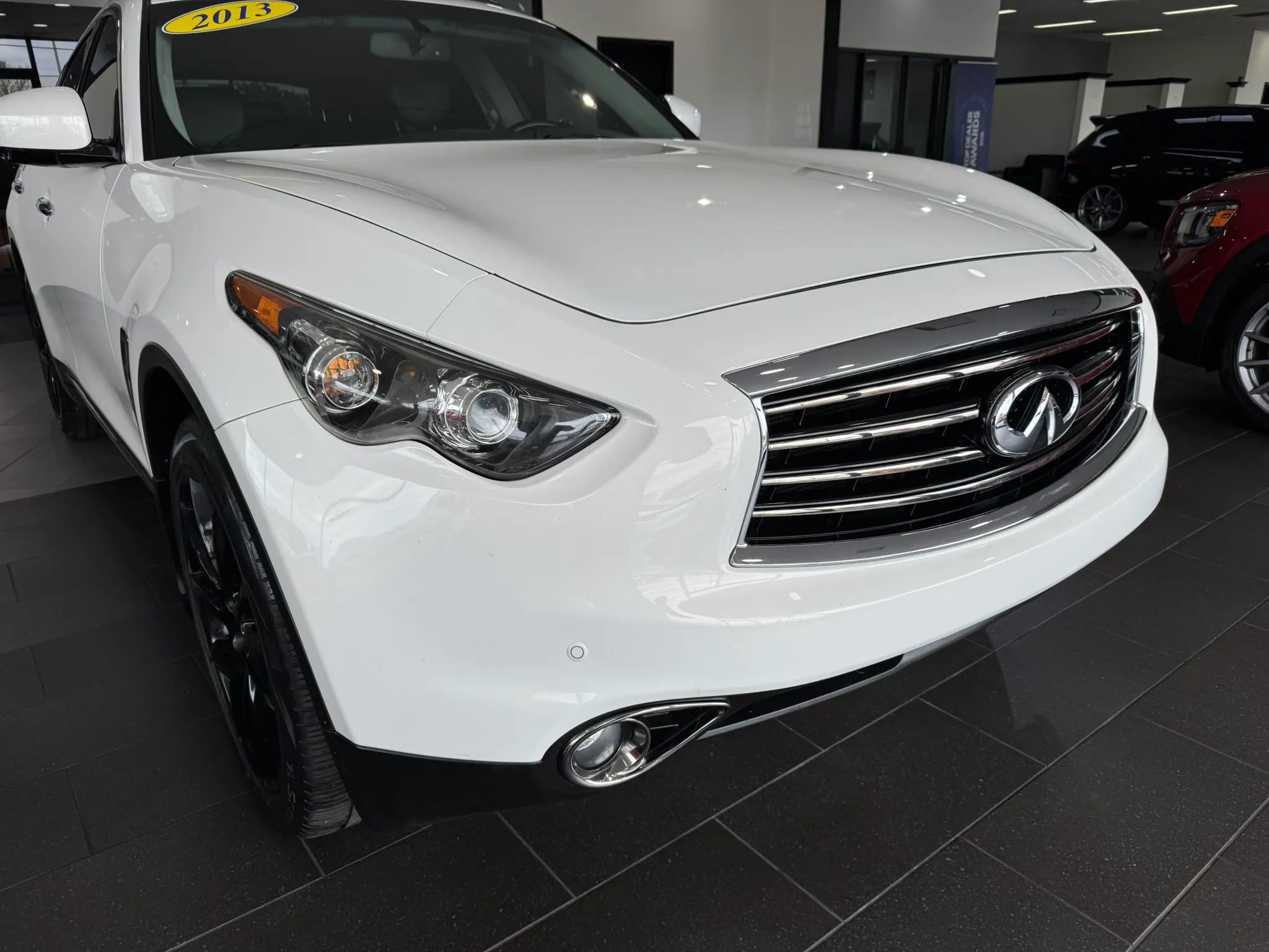 Used 2013 INFINITI FX37 Limited Edition AWD/4WD image 3