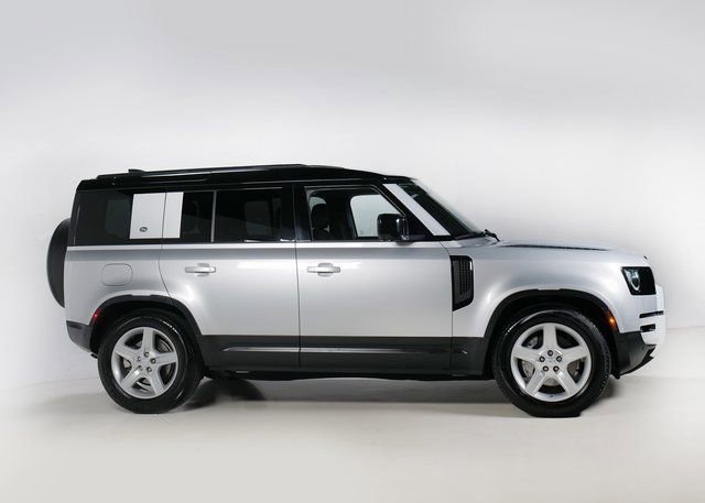 Used 2020 Land Rover Defender 110 SE image 28