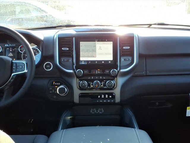 New 2026 RAM 1500 Big Horn AWD/4WD image 7