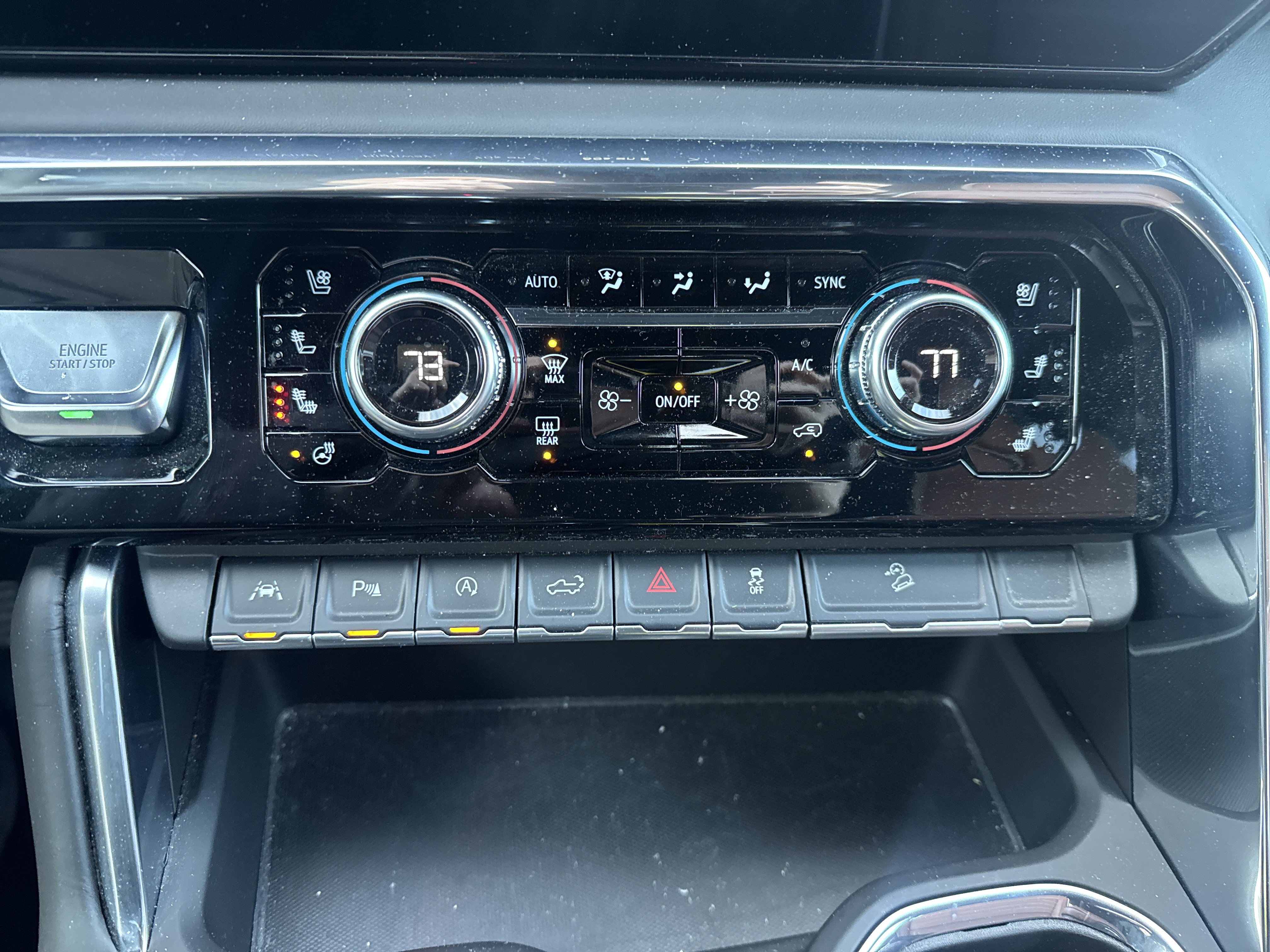 Used 2025 GMC Sierra 1500 Denali Ultimate image 25