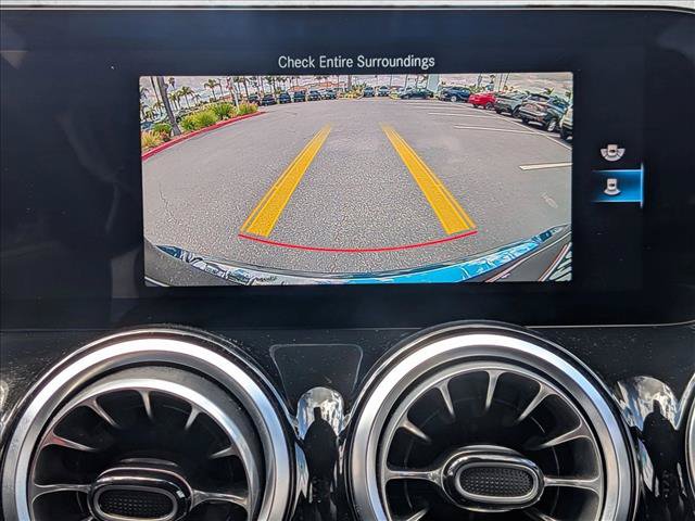 Used 2022 Mercedes-Benz GLB 250 image 13