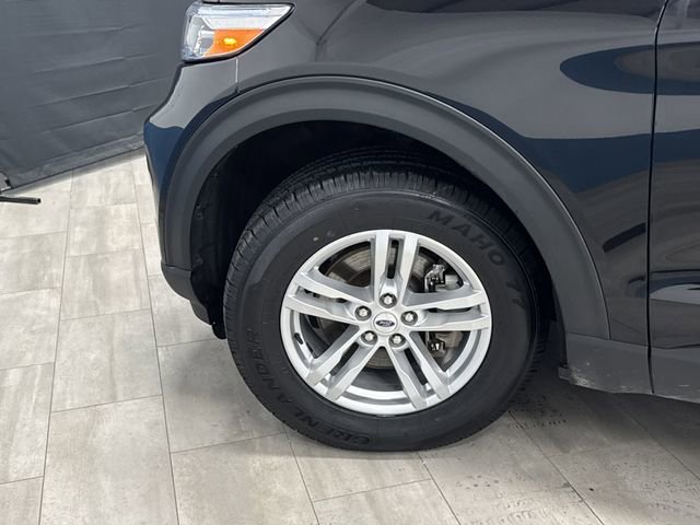 Used 2023 Ford Explorer XLT image 36