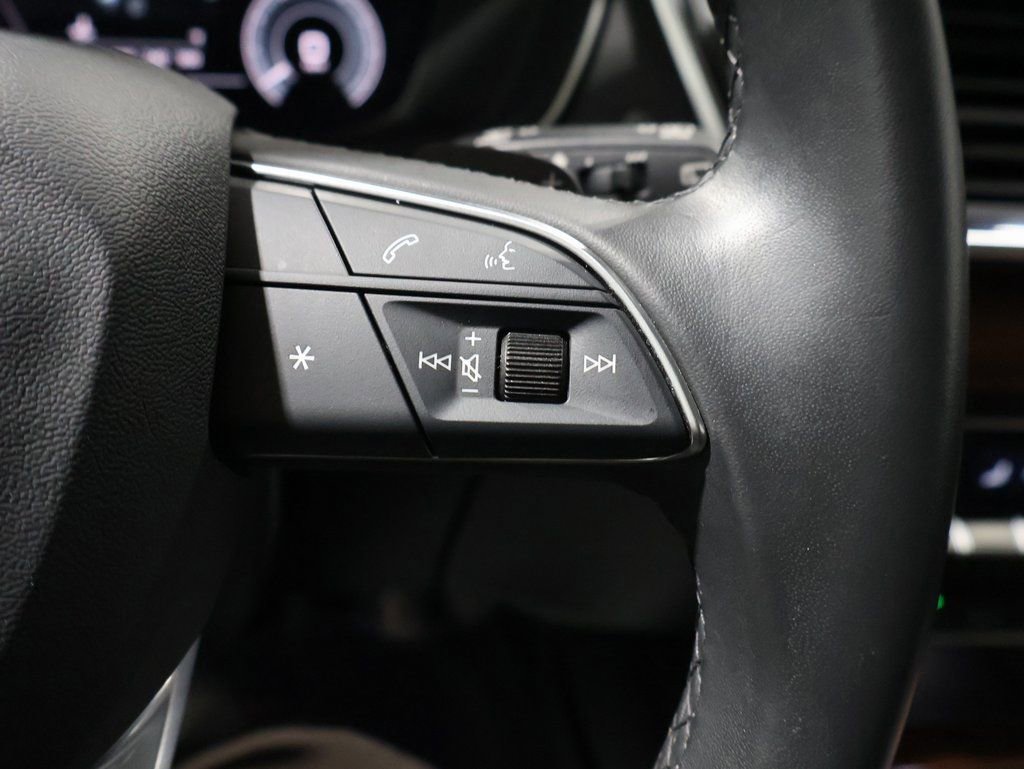 Used 2023 Audi Q5 e Premium image 35