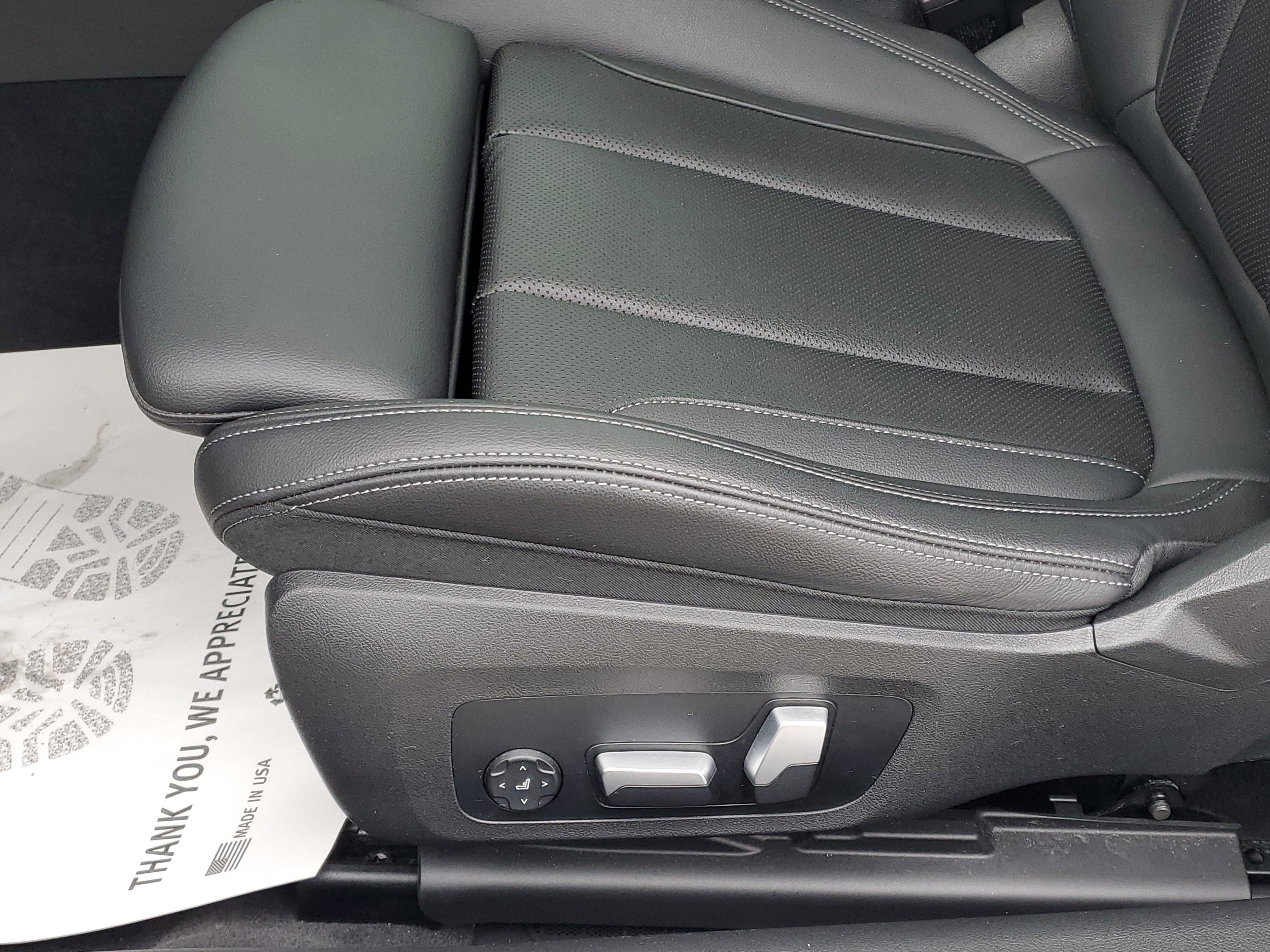 Used 2022 BMW 430i xDrive Coupe w/ M Sport Package image 9