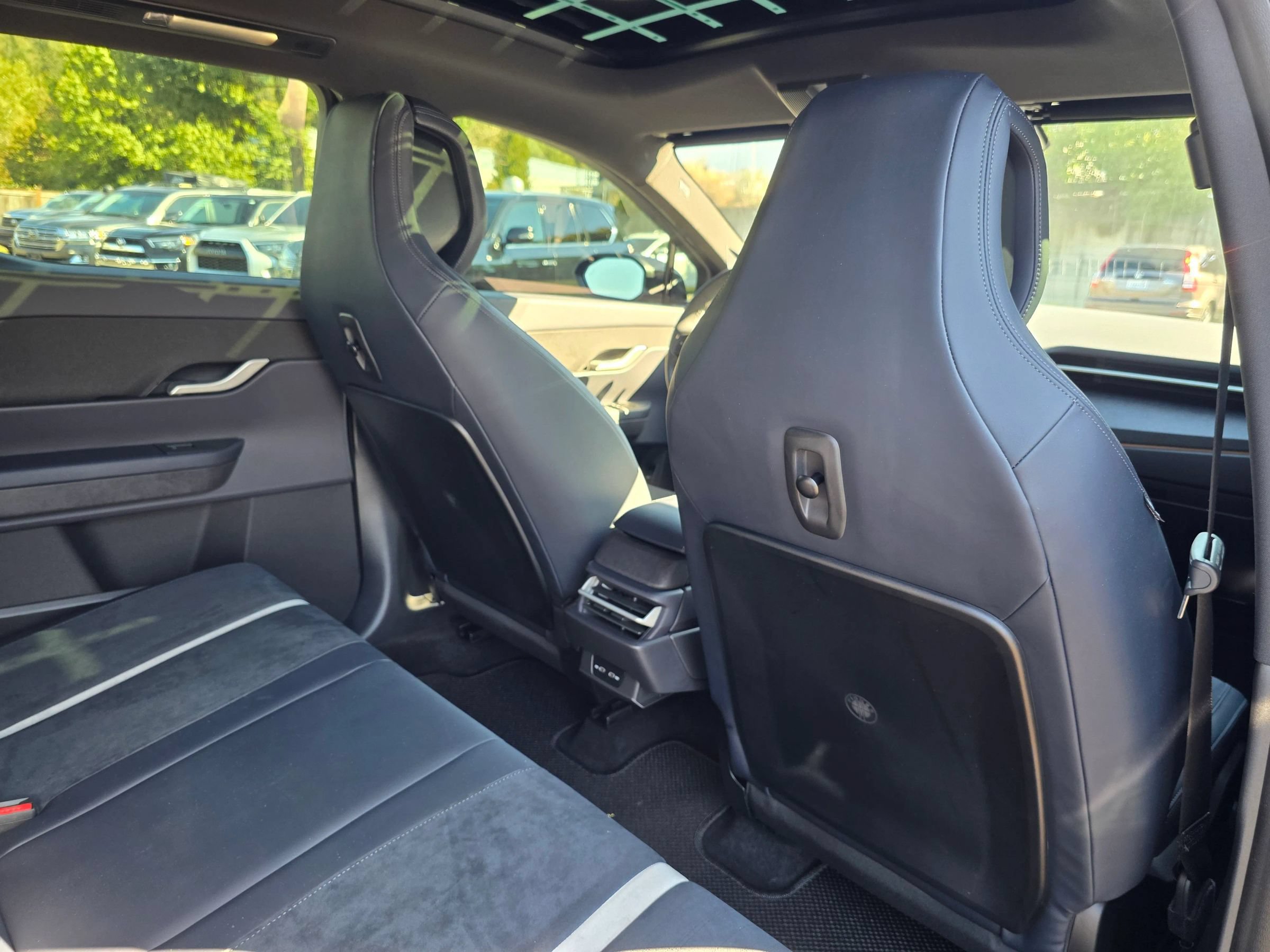 Used 2023 Fisker Ocean One AWD/4WD image 57