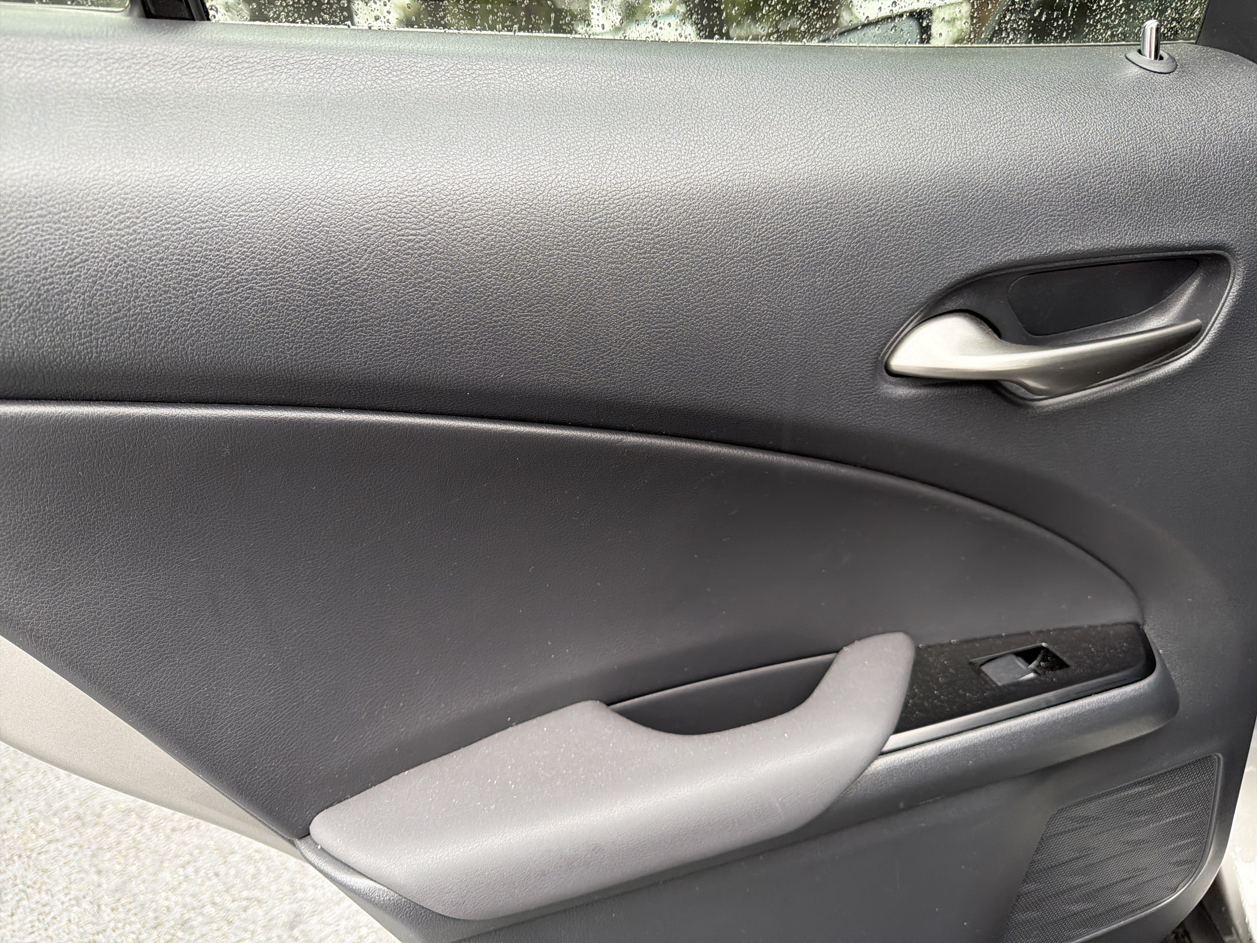 Used 2019 Lexus UX 200 F Sport w/ F Sport Premium Package FWD image 13