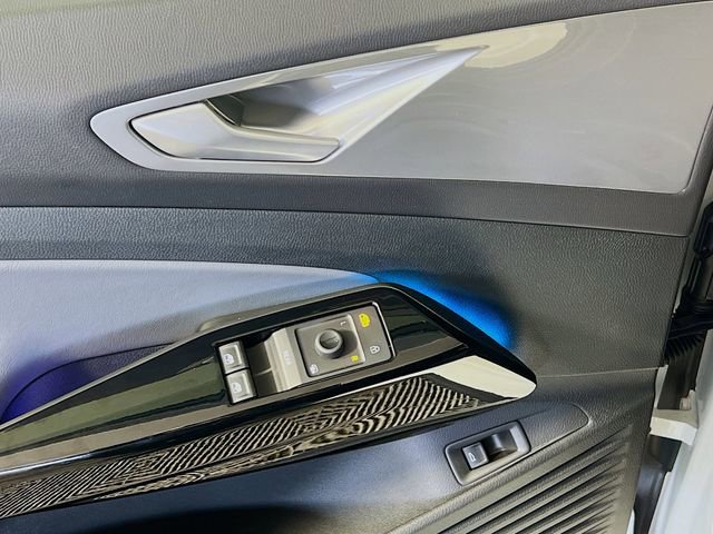 Used 2025 Volkswagen ID.4 Pro S image 12