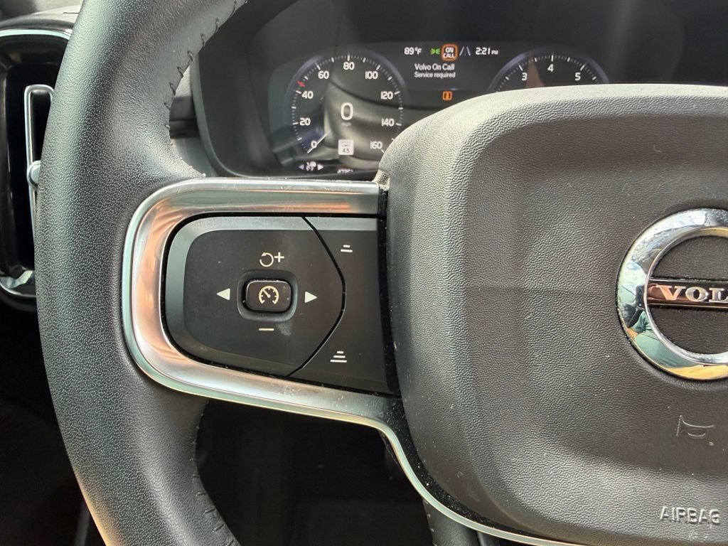 Used 2019 Volvo XC40 T5 Momentum AWD/4WD image 31