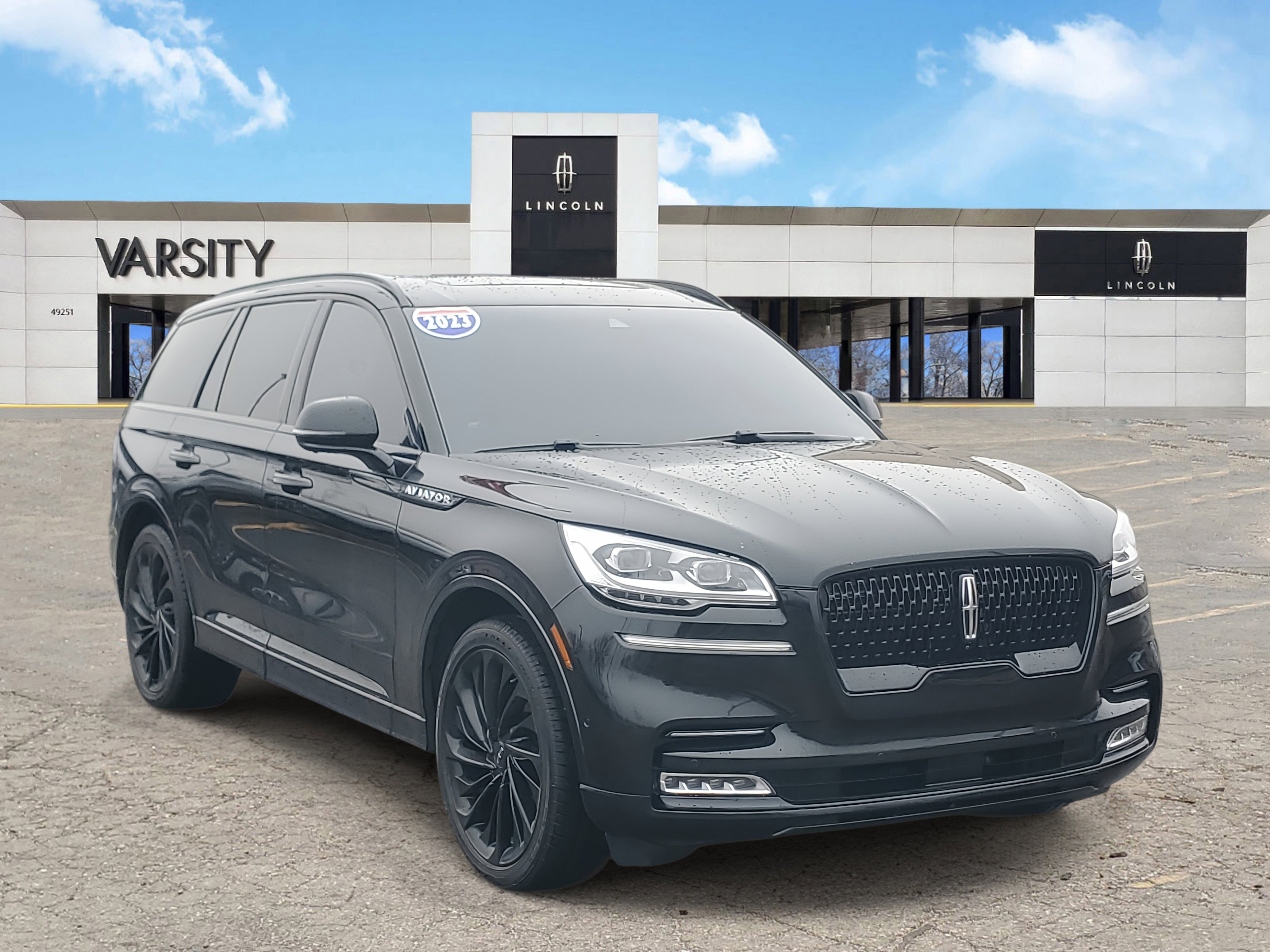 Used 2023 Lincoln Aviator Reserve w/ Equipment Group 201A image 1