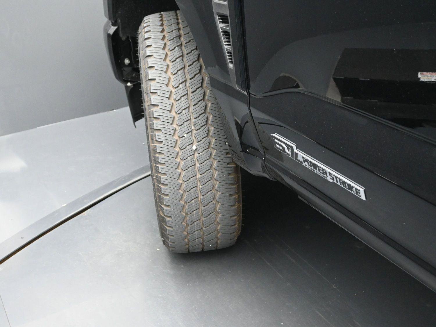 New 2026 Ford F250 Platinum image 5