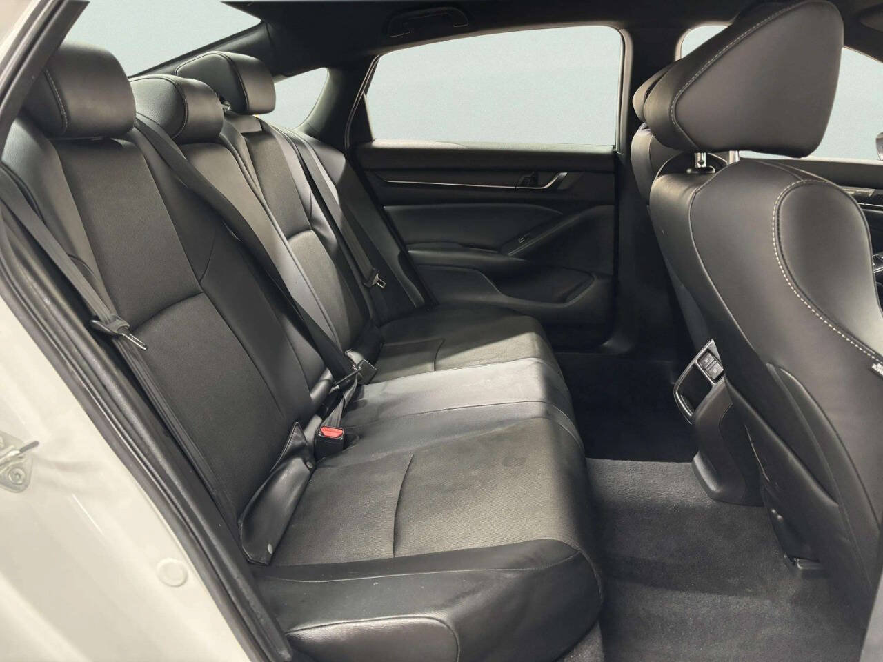 Used 2022 Honda Accord Sport image 17