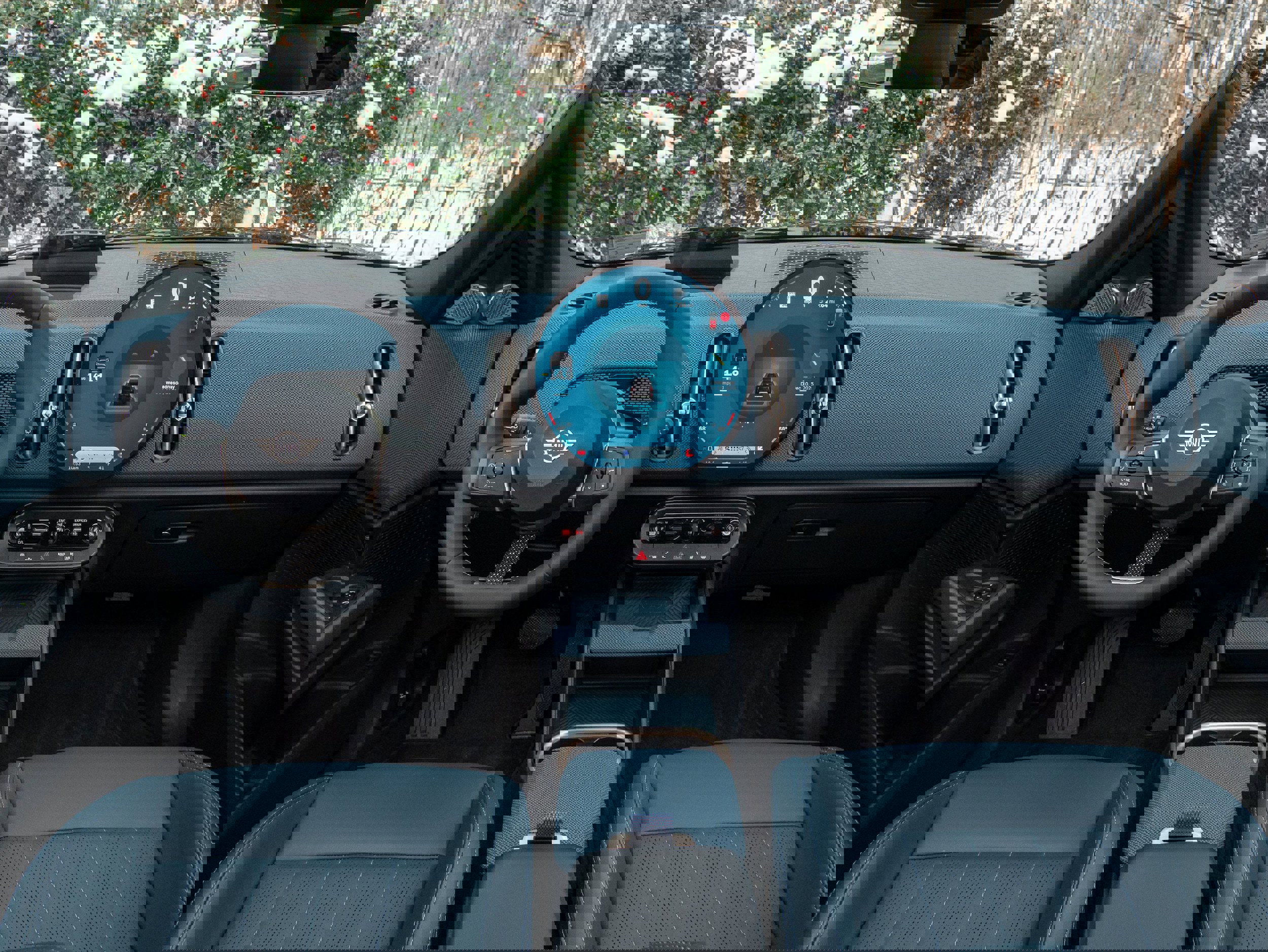 Used 2025 MINI Cooper Countryman S w/ Comfort Package Max image 24