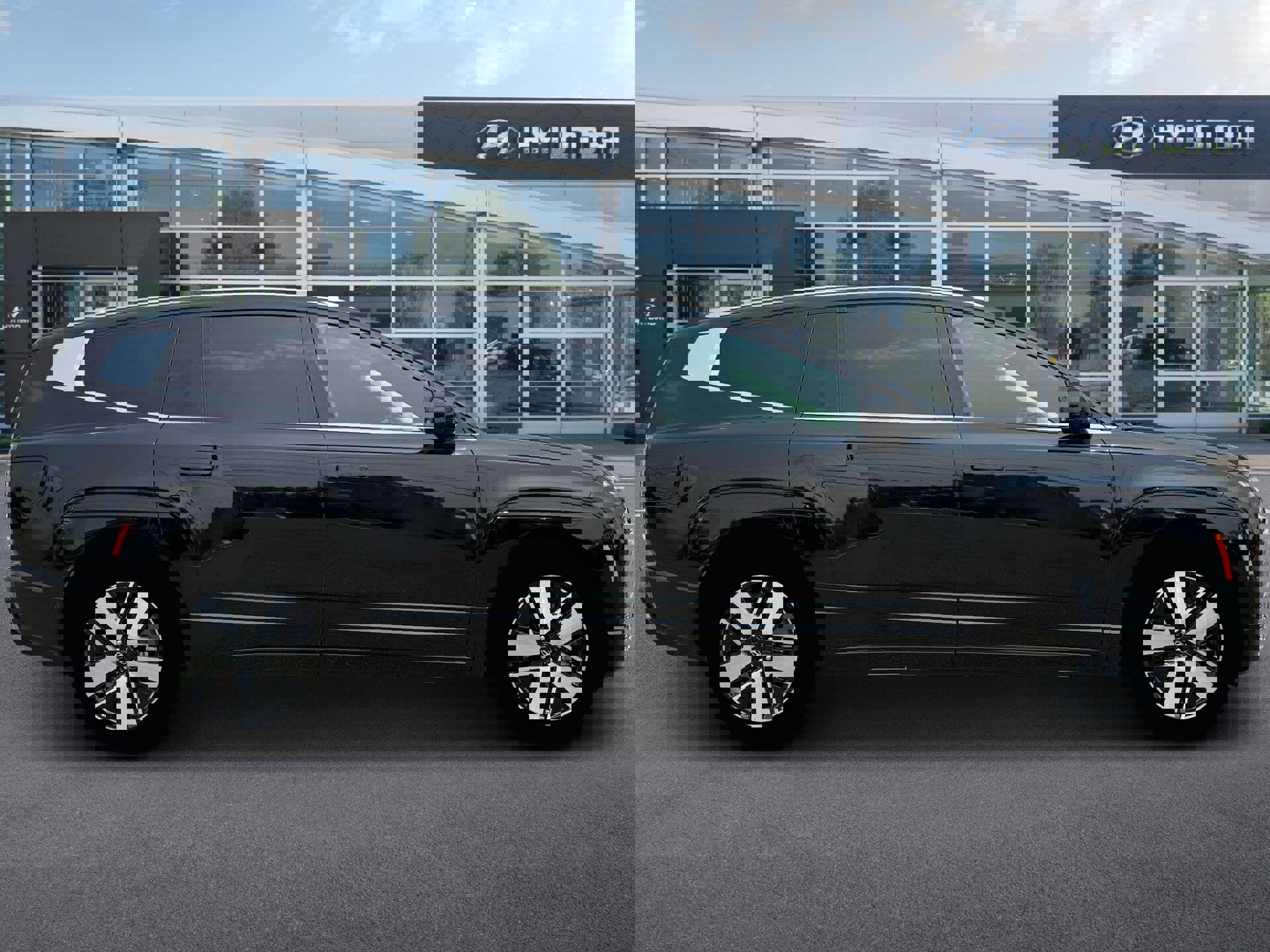 New 2026 Hyundai Ioniq 9 SEL w/ Tow & Go Package image 9