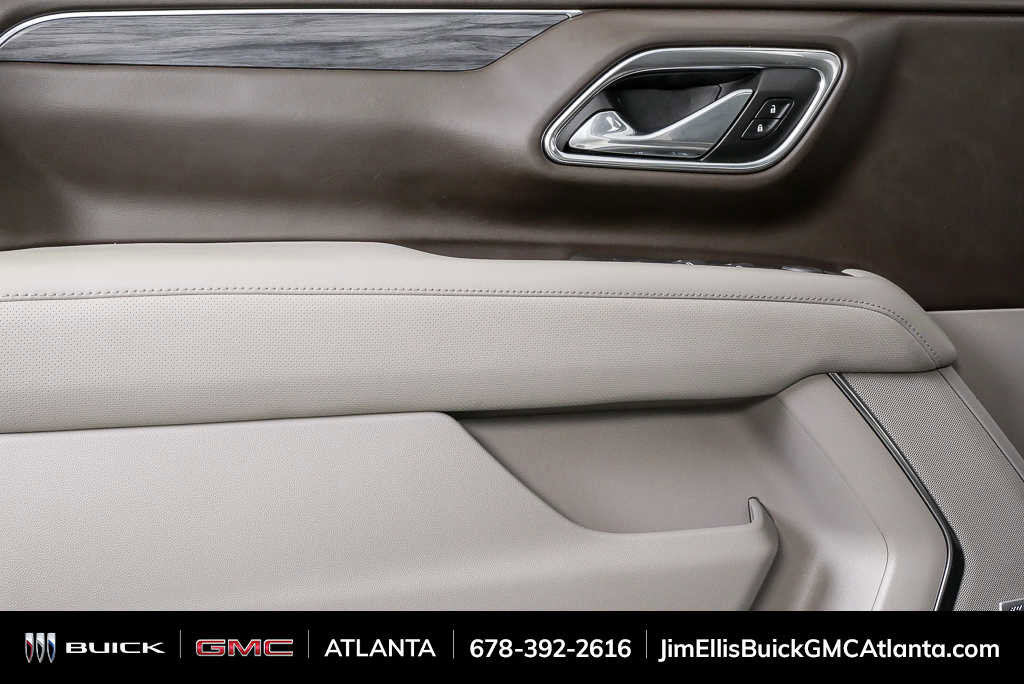 Used 2023 GMC Yukon SLT image 6