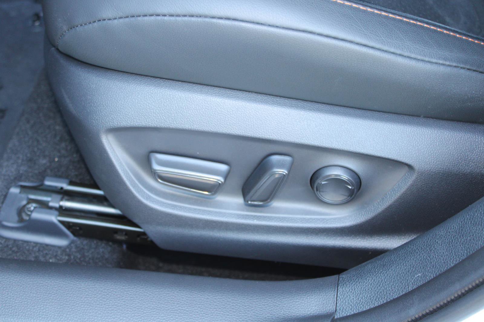 Used 2026 Toyota Corolla SE FWD image 34