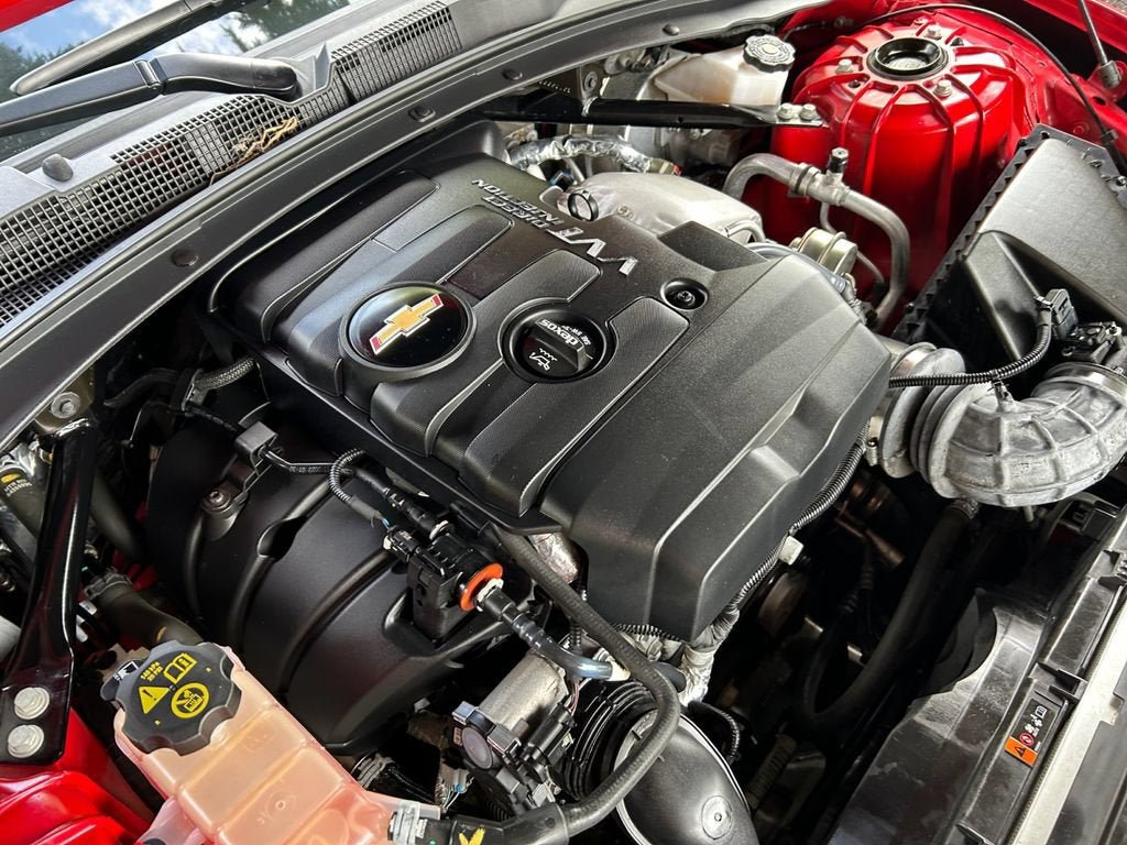 Used 2023 Chevrolet Camaro LT RWD image 30