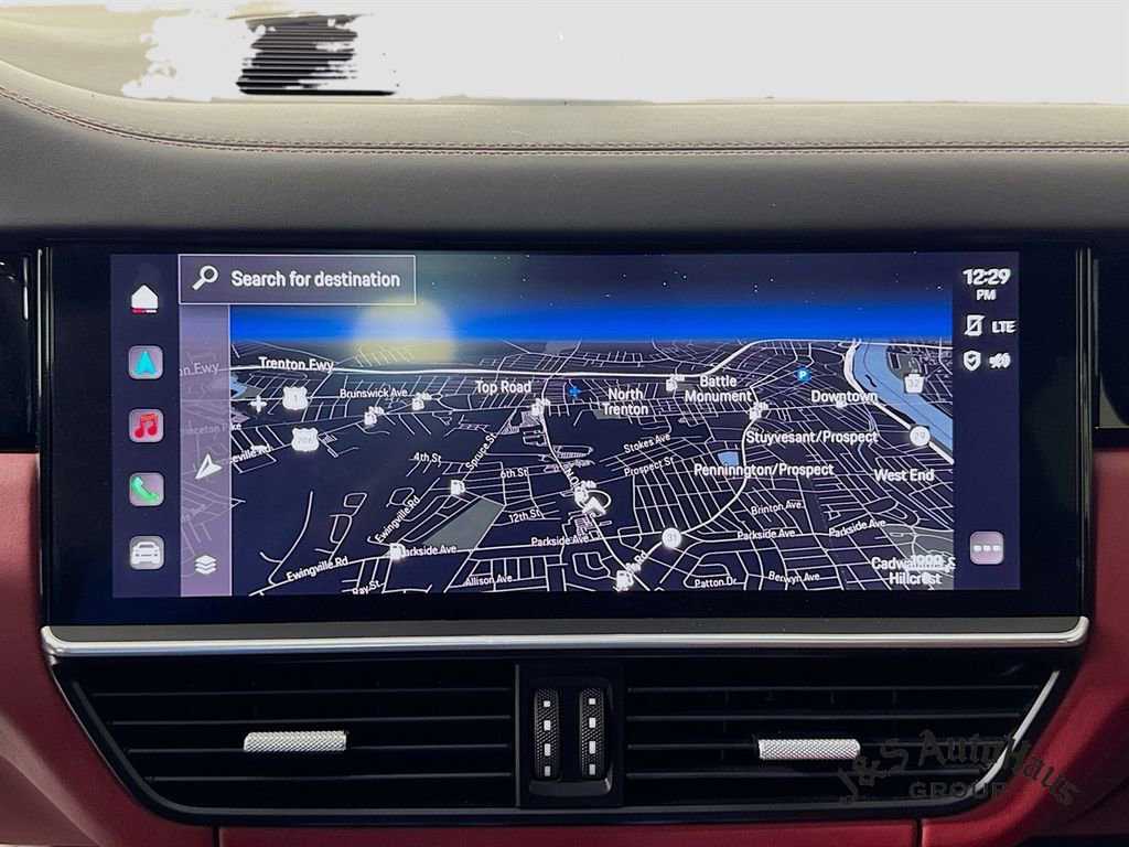 Used 2022 Porsche Cayenne GTS AWD/4WD image 19