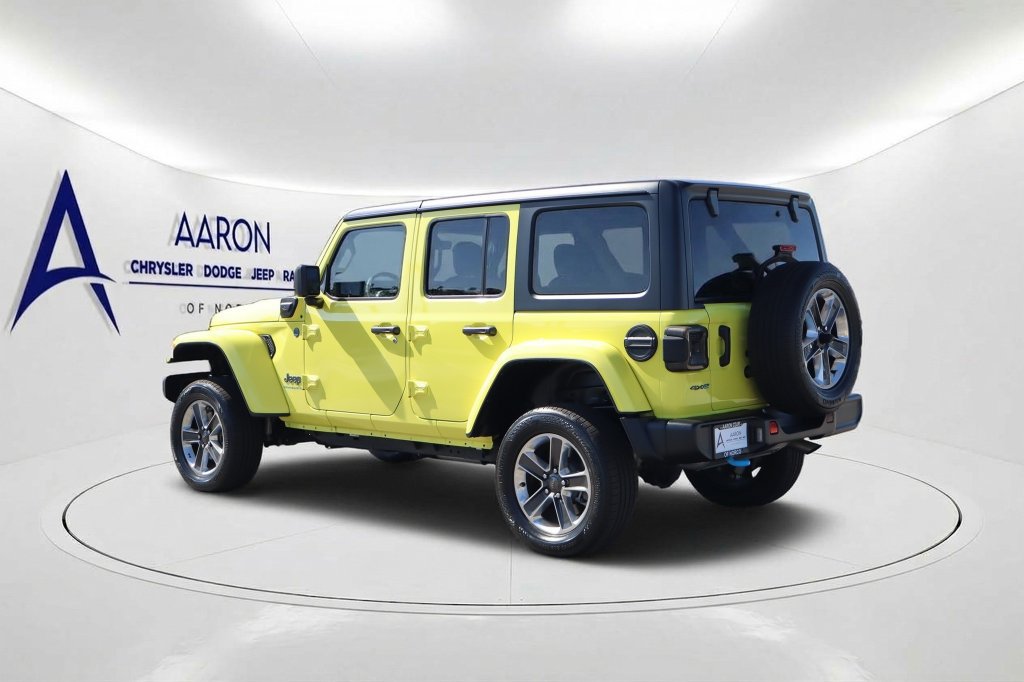Used 2024 Jeep Wrangler Unlimited AWD/4WD image 7