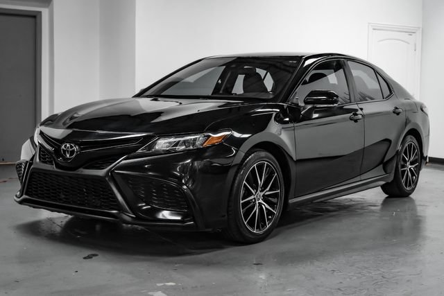 Used 2022 Toyota Camry SE FWD image 6